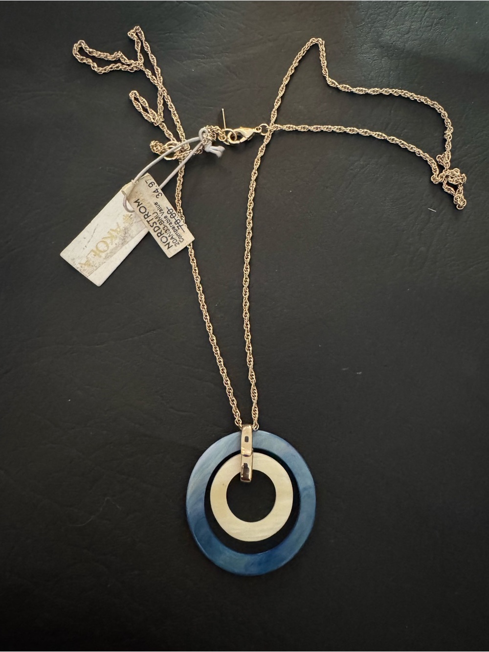 Akola long pendant necklace